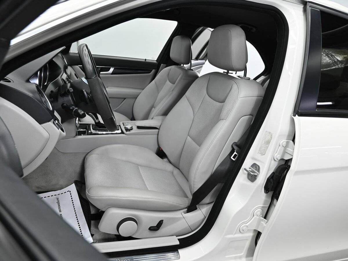 Купить Мерседес-Бенц Ц-Класс, 2012, 179 000 км.. Фото: #4