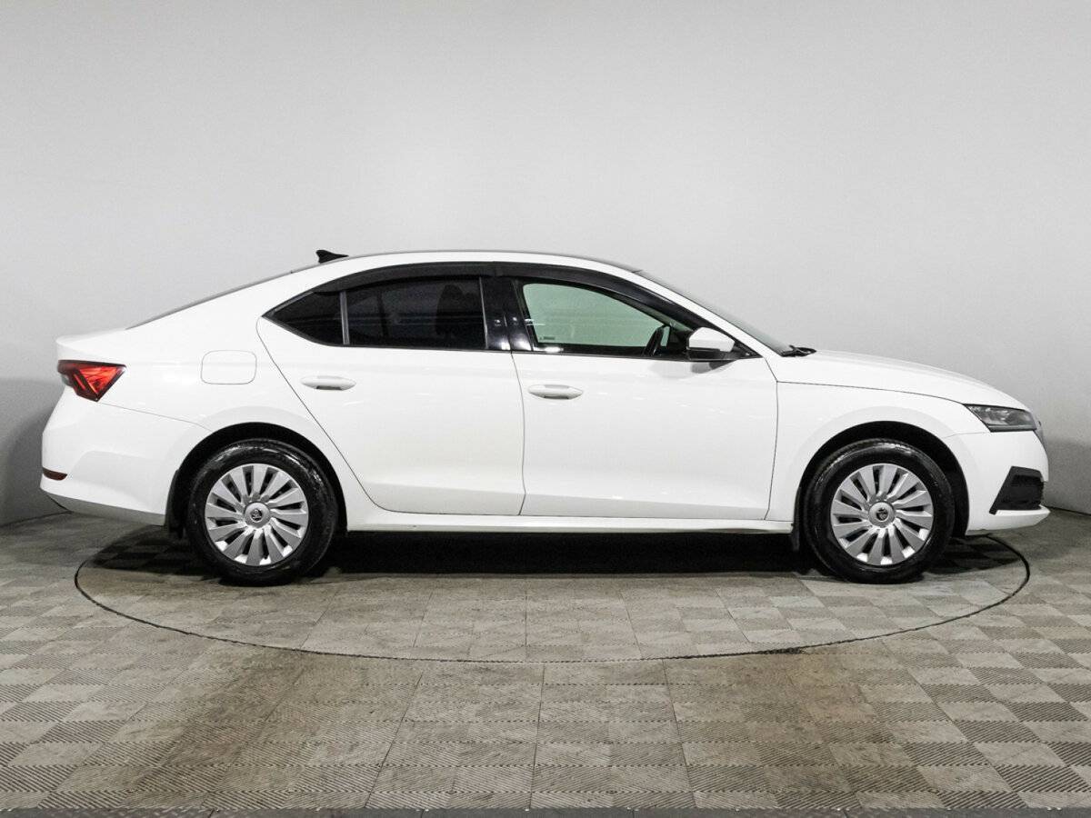 Купить Шкода Октавия, 2021, 97 867 км.. Фото: #3