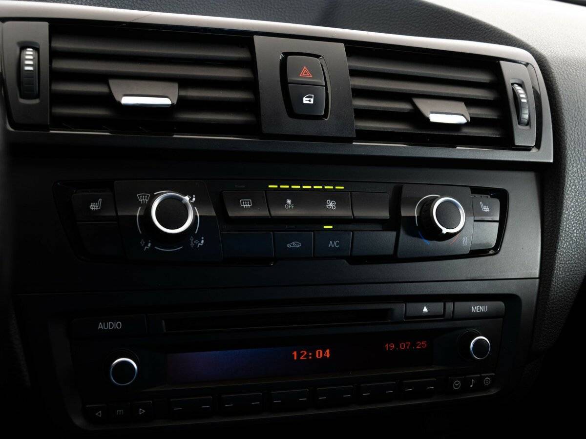 Купить БМВ 1 серии, 2013, 121 748 км.. Фото: #11