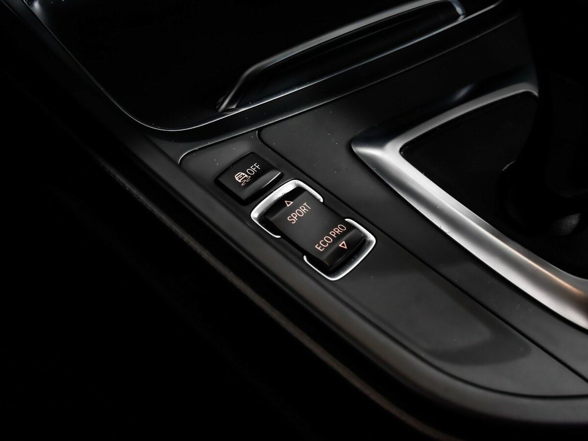 Купить БМВ 3 серии, 2017, 101 755 км.. Фото: #14