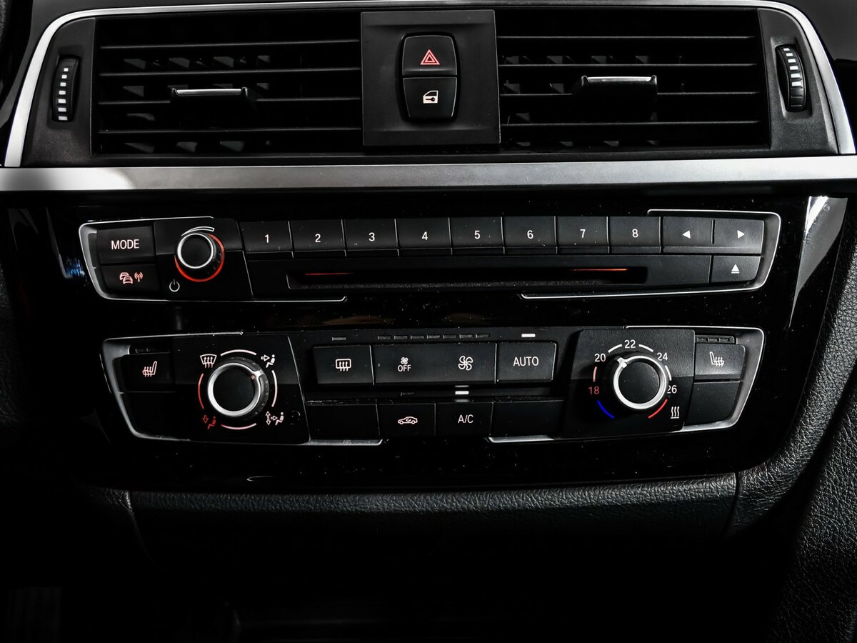 Купить БМВ 3 серии, 2017, 101 755 км.. Фото: #15