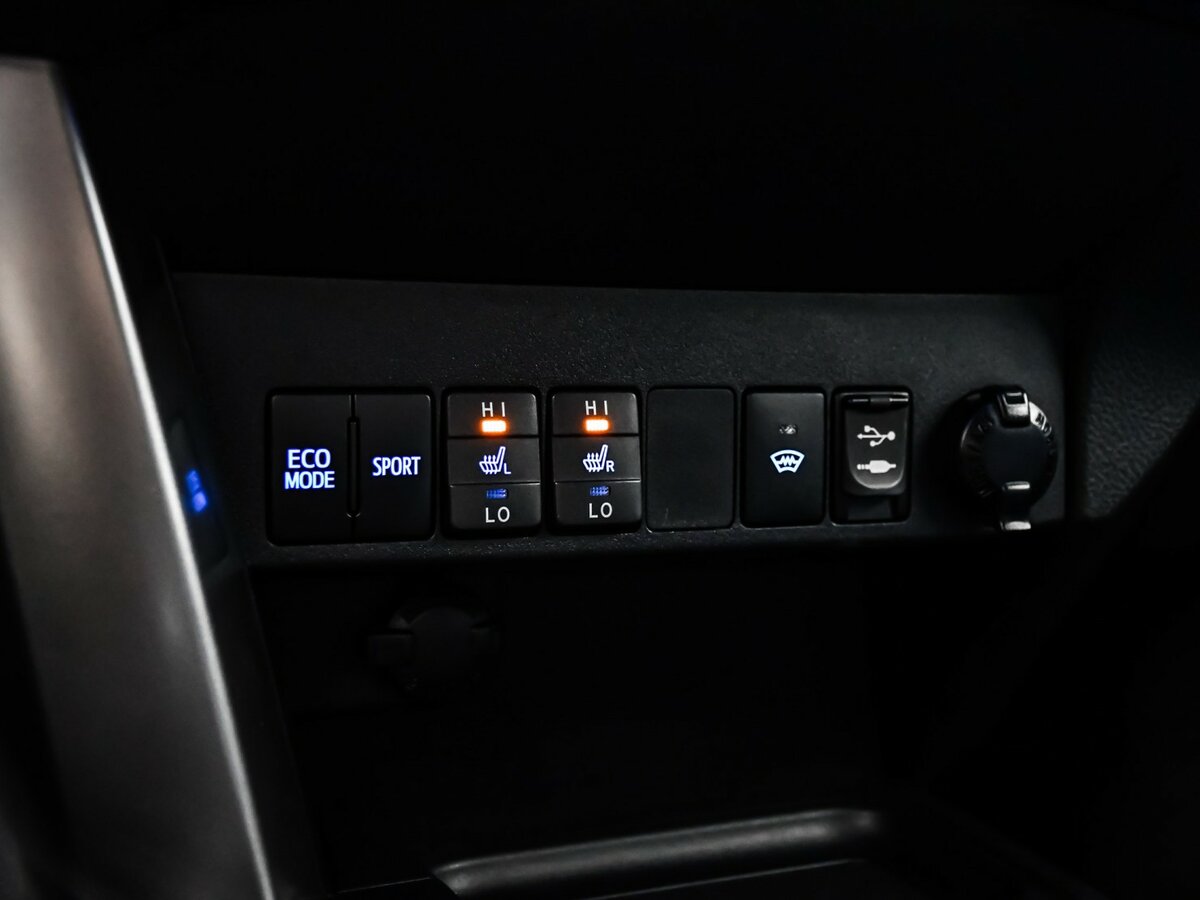 Купить Тойота Рав4, 2016, 93 450 км.. Фото: #15