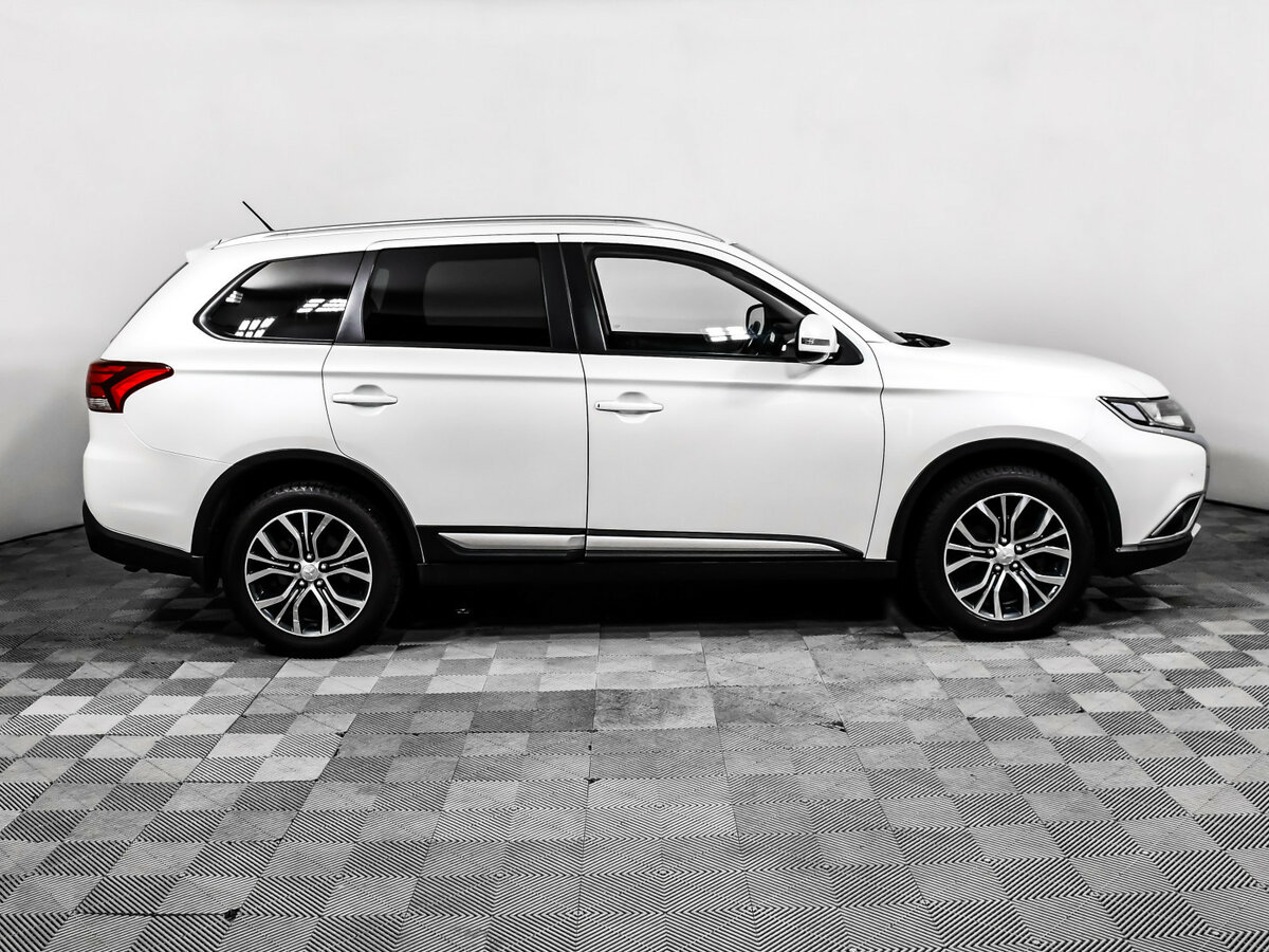 Купить Митсубиши Оутлэндер, 2016, 95 226 км.. Фото: #3