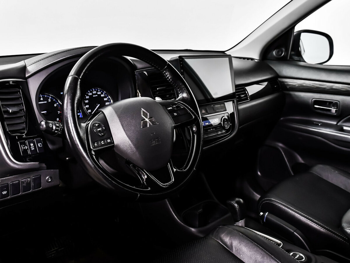 Купить Митсубиши Оутлэндер, 2016, 95 226 км.. Фото: #9