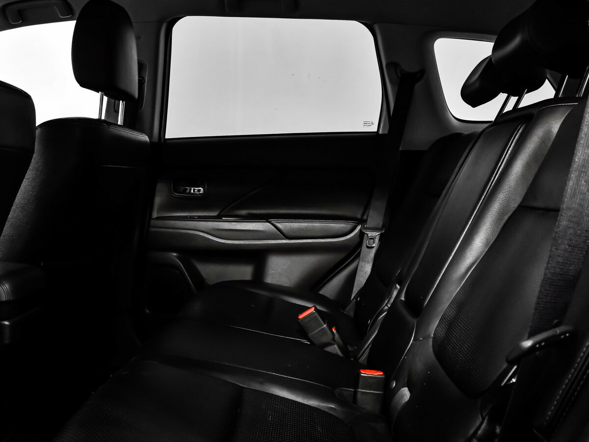 Купить Митсубиши Оутлэндер, 2016, 95 226 км.. Фото: #10