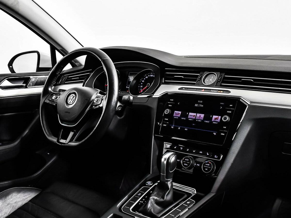 Купить Фольксваген Пассат, 2018, 94 745 км.. Фото: #7