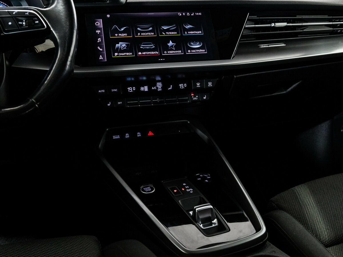 Купить Ауди А3, 2021, 127 479 км.. Фото: #9