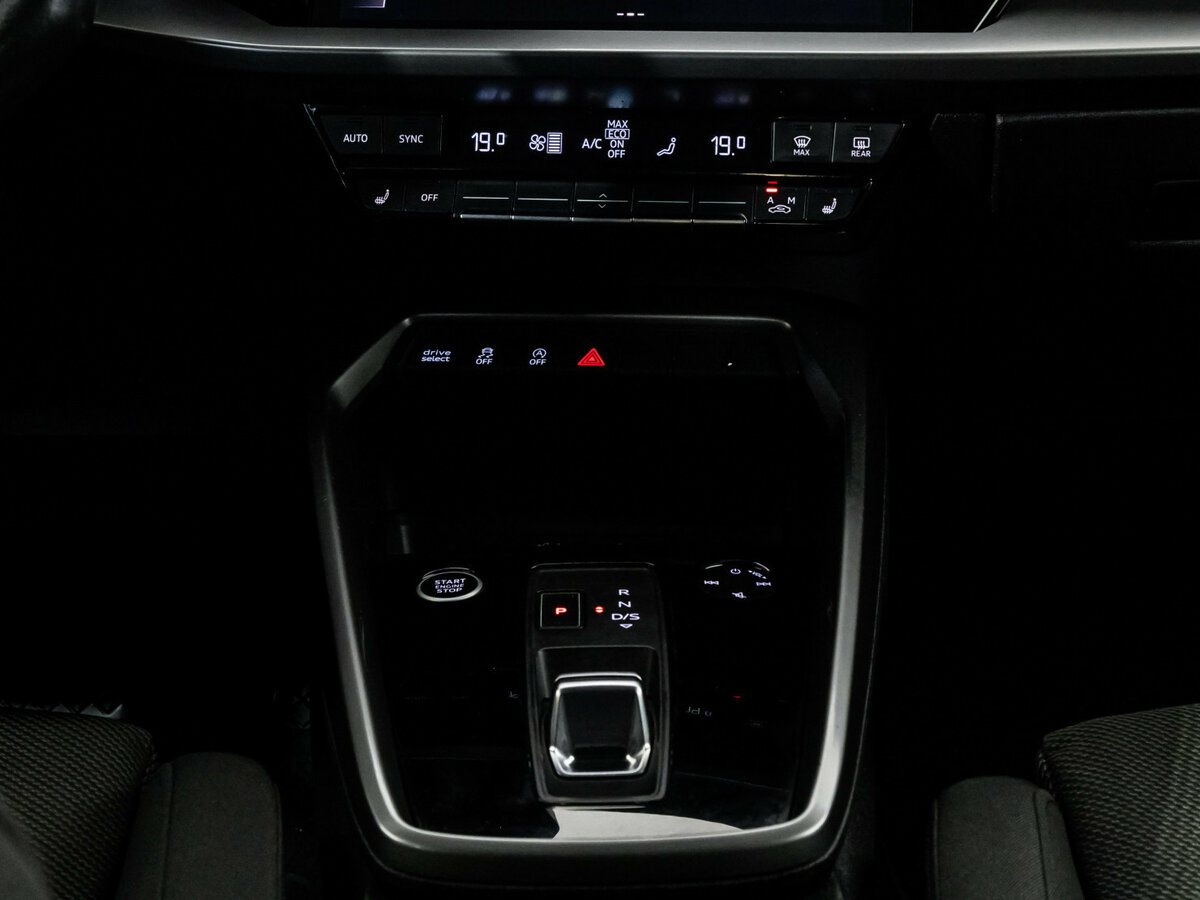 Купить Ауди А3, 2021, 127 479 км.. Фото: #10