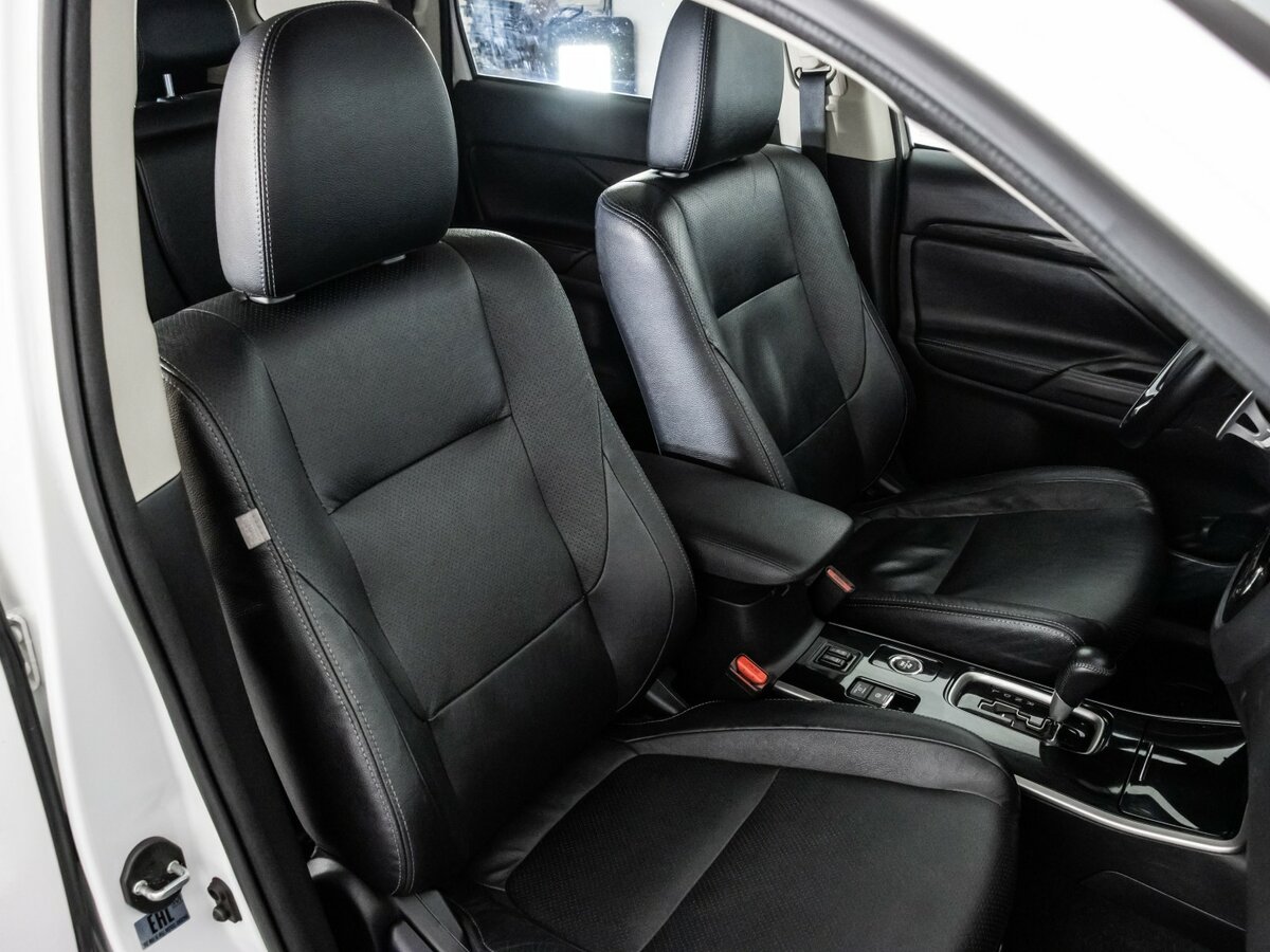 Купить Митсубиши Оутлэндер, 2017, 191 296 км.. Фото: #22