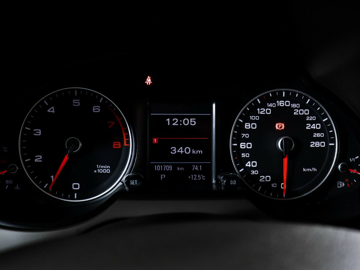 Купить Ауди К5, 2013, 101 708 км.. Фото: #8