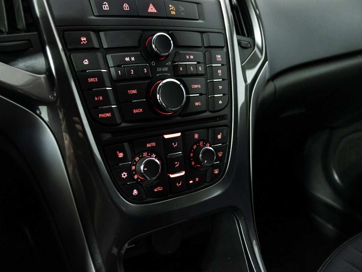 Купить Опель Астра, 2014, 164 624 км.. Фото: #14