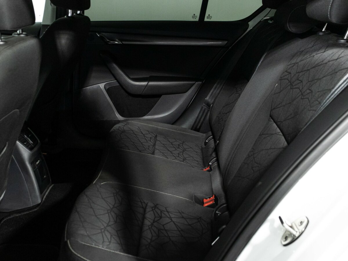 Купить Шкода Октавия, 2019, 61 764 км.. Фото: #9