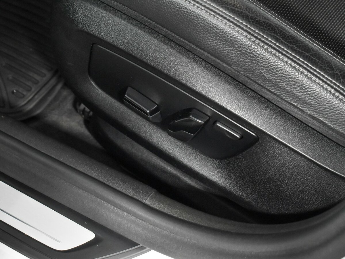 Купить БМВ 5 серии, 2017, 150 172 км.. Фото: #8