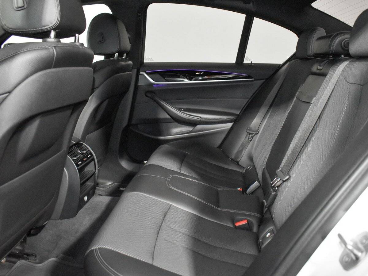 Купить БМВ 5 серии, 2017, 150 172 км.. Фото: #10