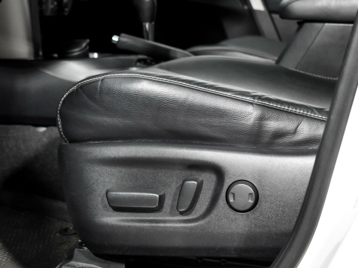 Купить Тойота Рав4, 2017, 89 478 км.. Фото: #7