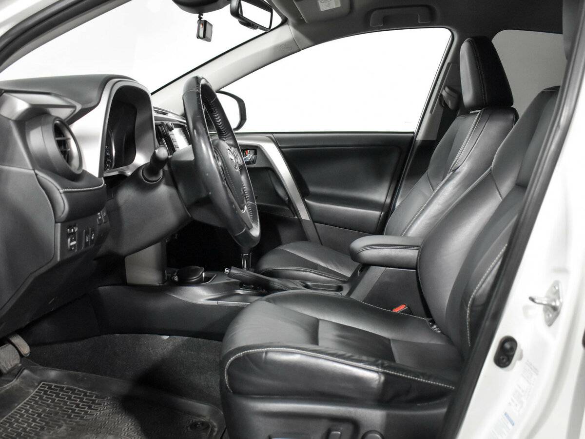 Купить Тойота Рав4, 2017, 89 478 км.. Фото: #9