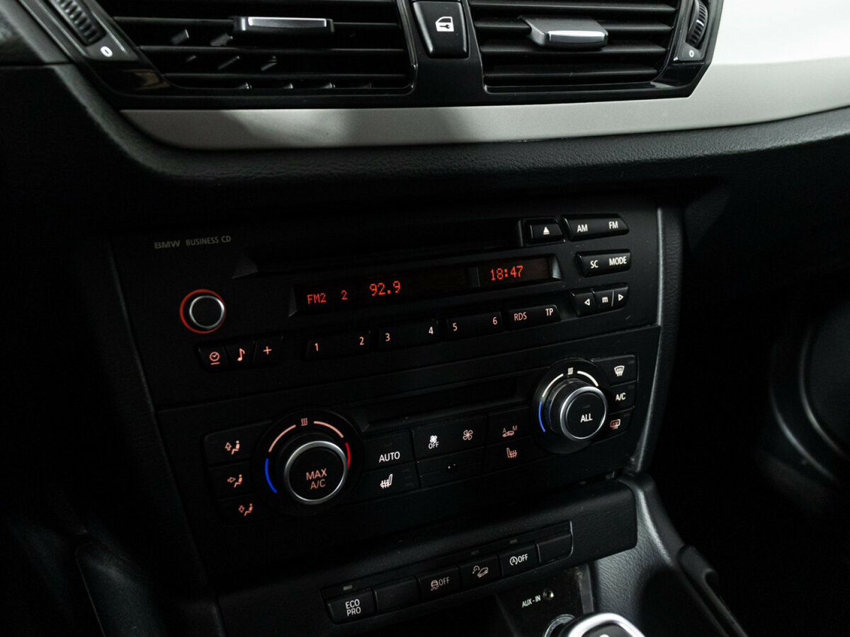 Купить БМВ Икс1, 2014, 257 700 км.. Фото: #14