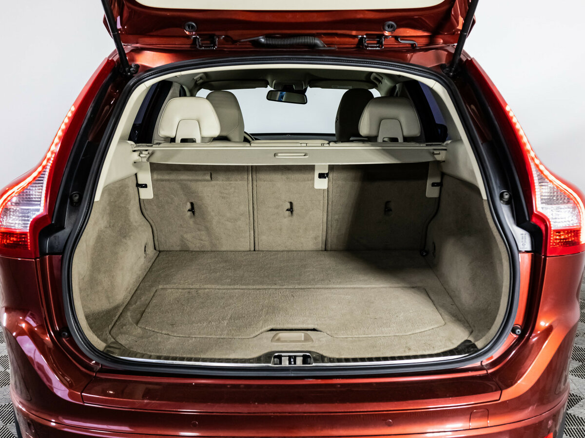 Купить Вольво ИксЦ60, 2014, 185 930 км.. Фото: #19