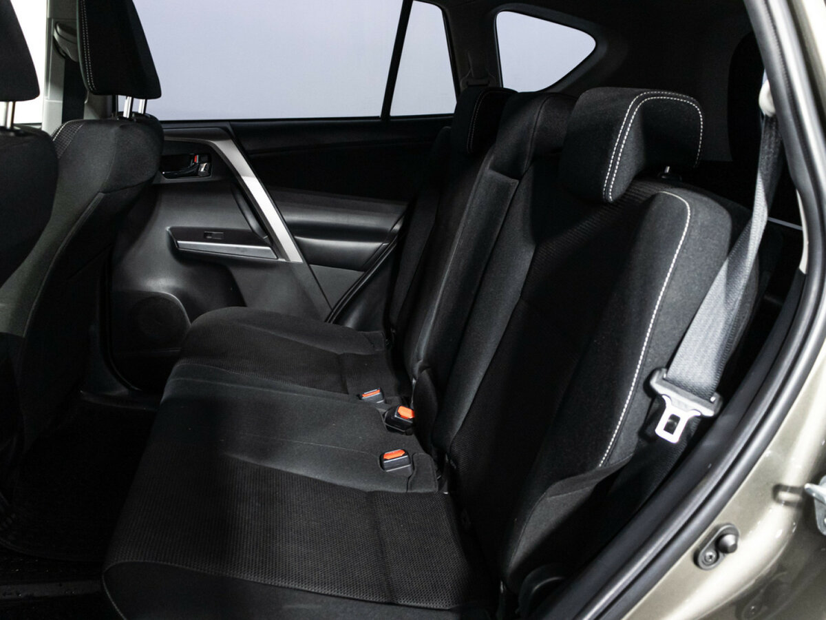 Купить Тойота Рав4, 2015, 76 266 км.. Фото: #9