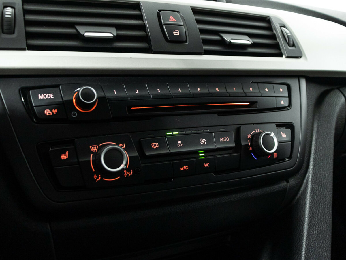 Купить БМВ 3 серии, 2014, 125 475 км.. Фото: #14