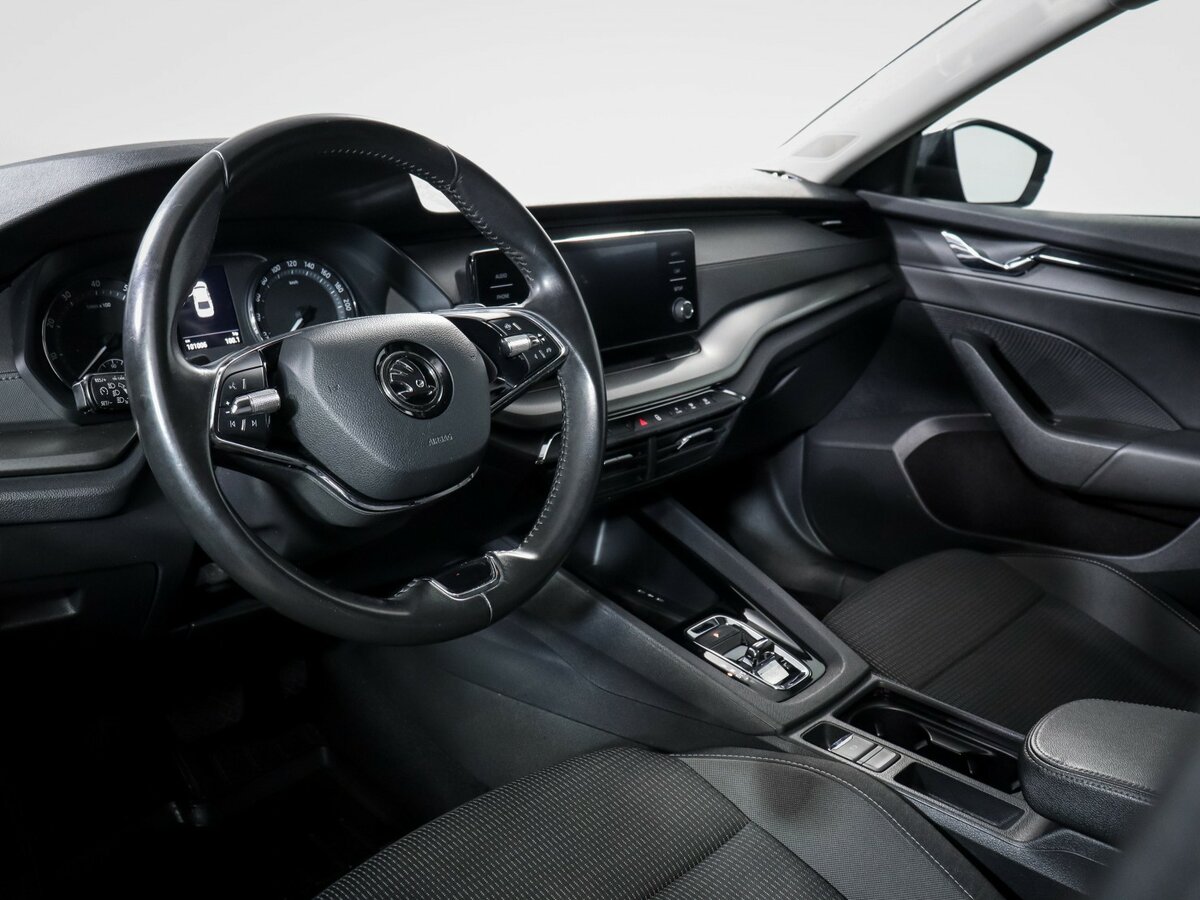 Купить Шкода Октавия, 2020, 100 100 км.. Фото: #10