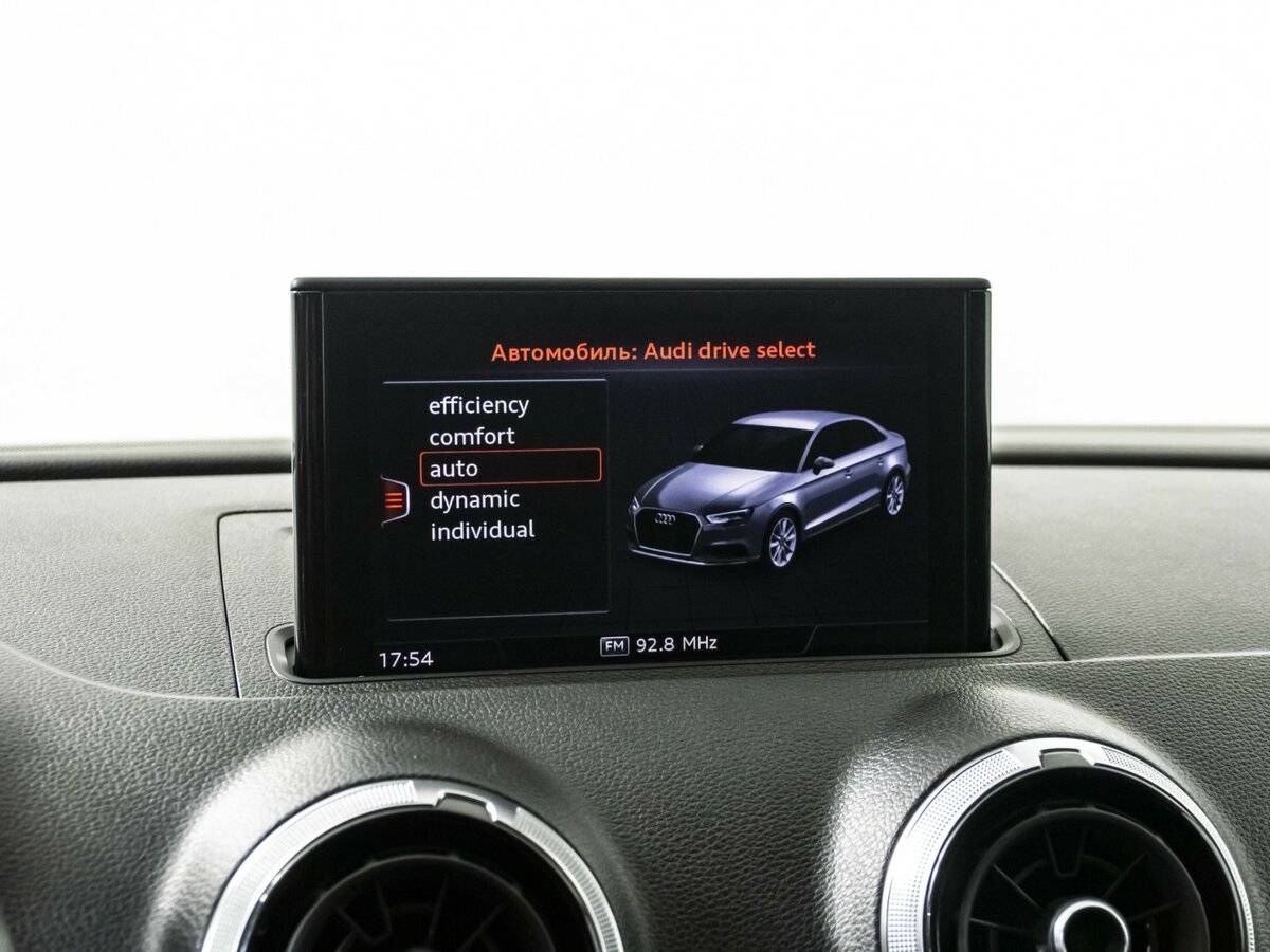 Купить Ауди А3, 2018, 74 927 км.. Фото: #12