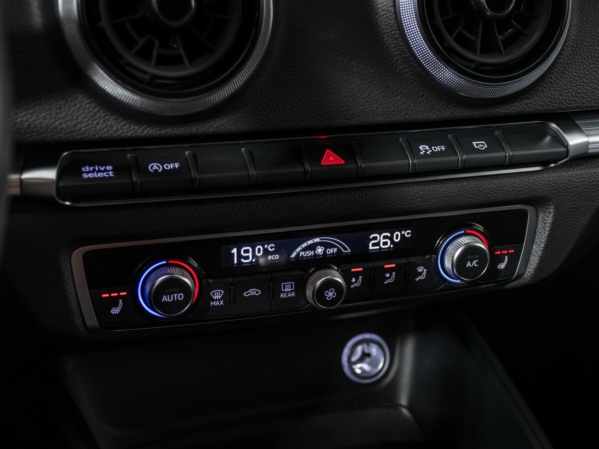 Купить Ауди А3, 2018, 74 927 км.. Фото: #13