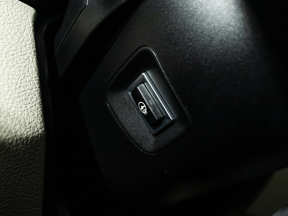 Купить БМВ 3 серии, 2016, 122 045 км.. Фото: #15