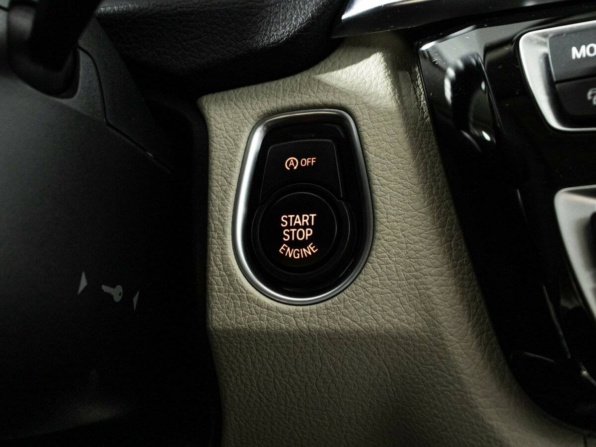 Купить БМВ 3 серии, 2016, 122 045 км.. Фото: #16