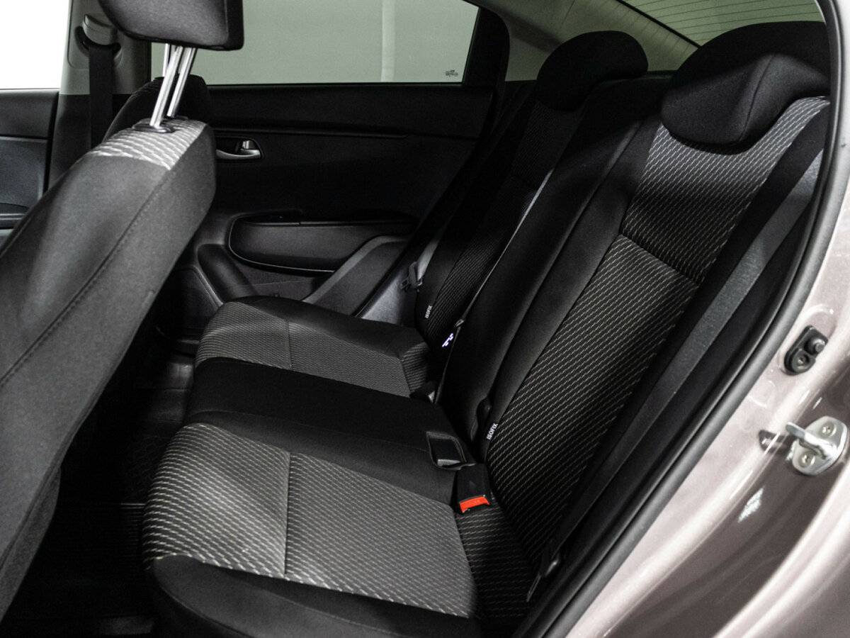 Купить Киа Рио, 2018, 90 300 км.. Фото: #9