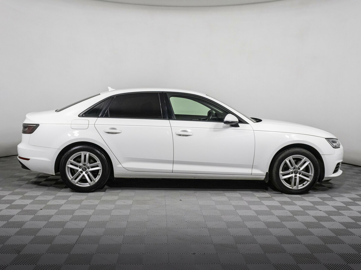 Купить Ауди А4, 2018, 99 984 км.. Фото: #3