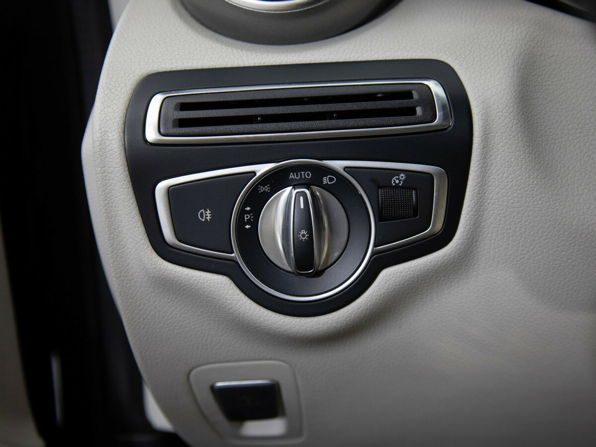 Купить Мерседес-Бенц Ц-Класс, 2017, 252 649 км.. Фото: #9