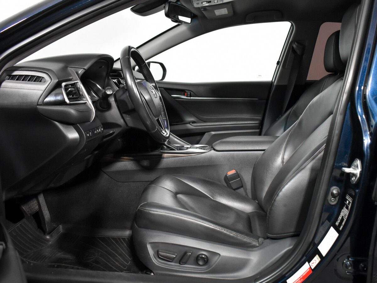 Купить Тойота Камри, 2018, 112 843 км.. Фото: #9