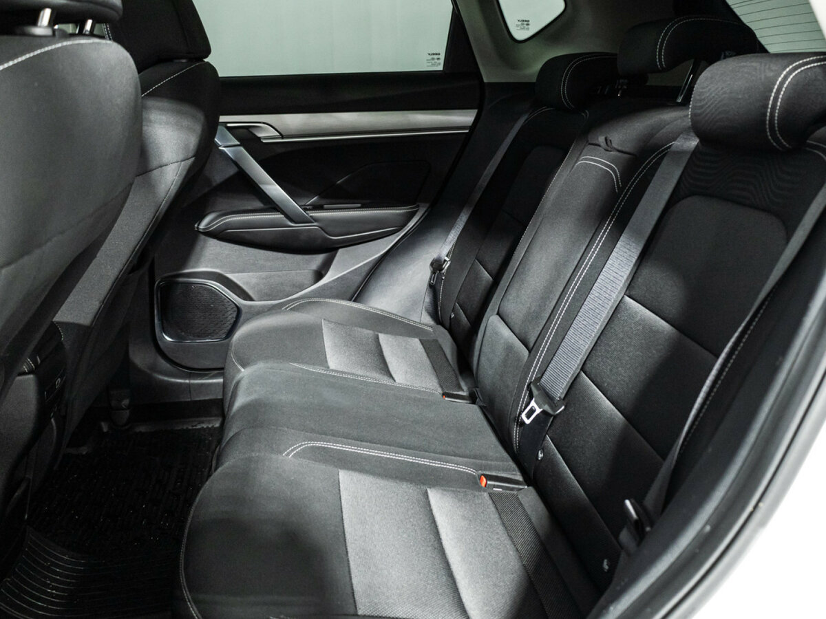 Купить Джили Кулрэй, 2023, 72 881 км.. Фото: #9