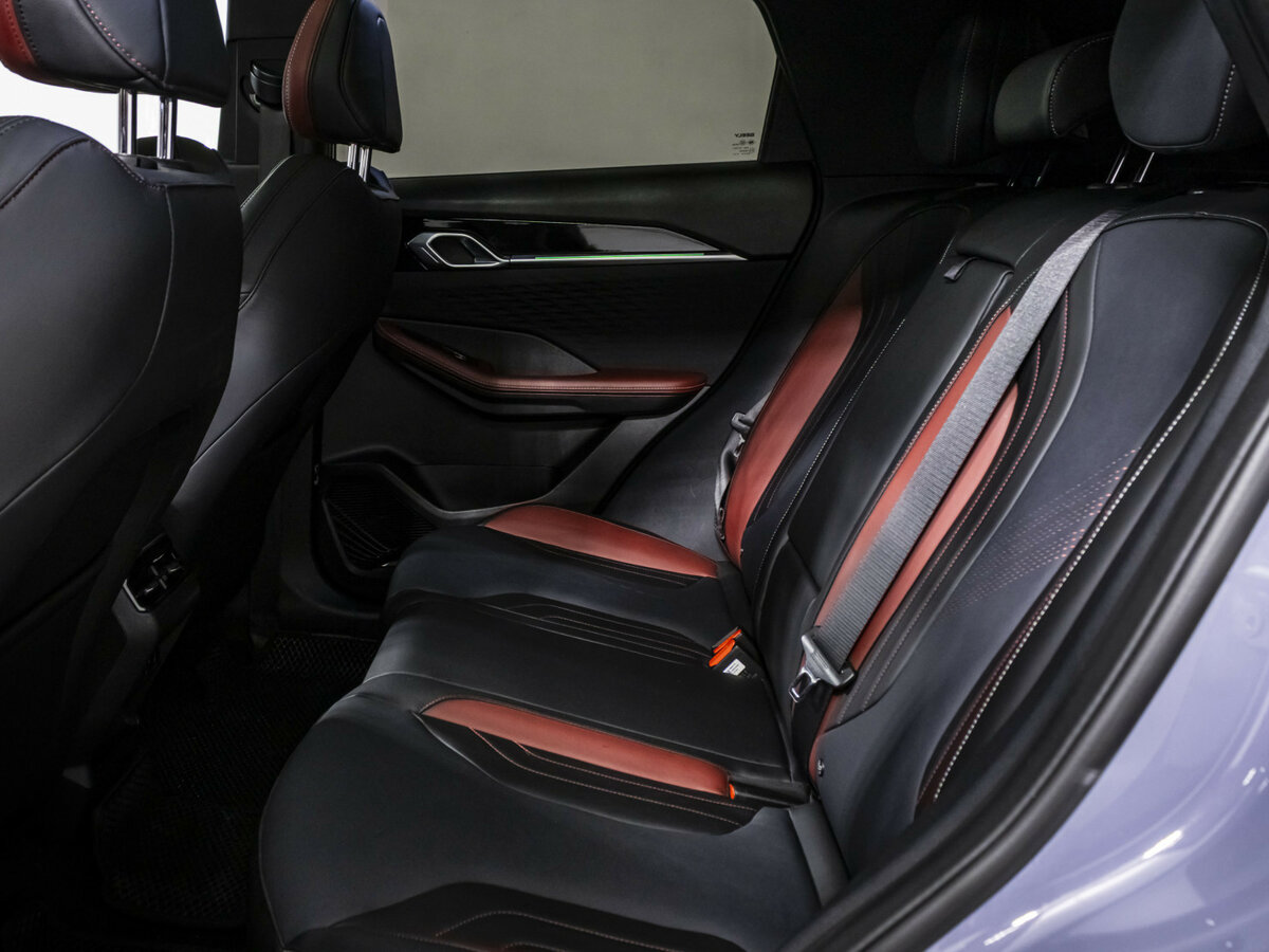 Купить Джили Кулрэй, 2023, 42 000 км.. Фото: #10