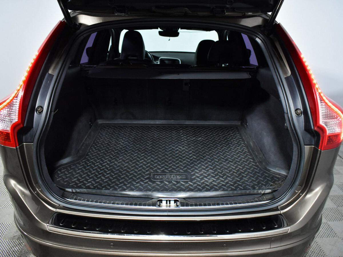 Купить Вольво ИксЦ60, 2017, 167 000 км.. Фото: #17